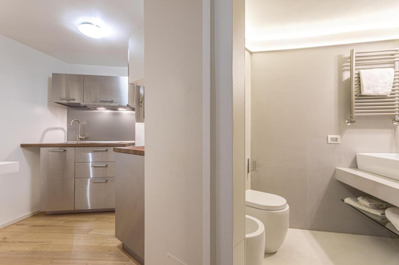 Lucrezia Apartment - Close To Piazza Navona Rome Exterior photo